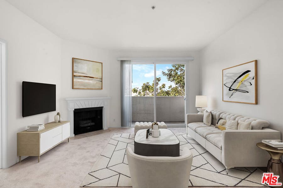 Property photo for 620 S Gramercy Place, #301, Los Angeles, CA