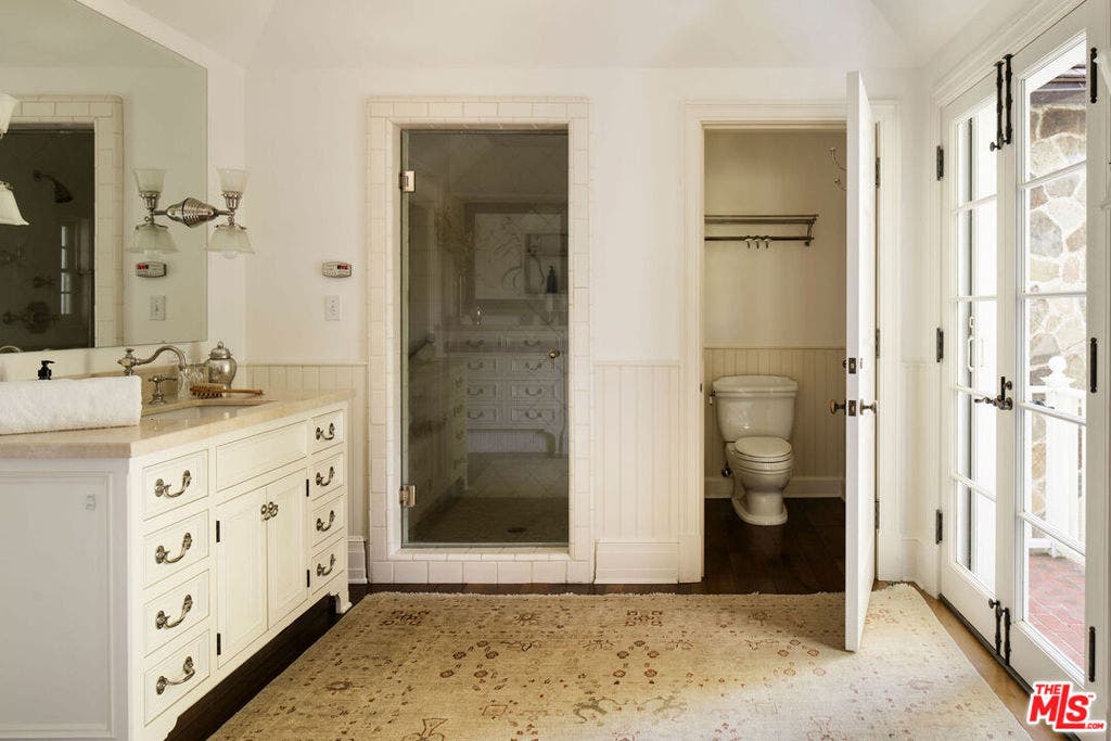 10343 Valley Spring Lane, Toluca Lake, CA 91602 10343 Valley Spring Lane, Toluca Lake, CA 91602
