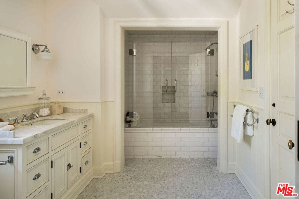 10343 Valley Spring Lane, Toluca Lake, CA 91602 10343 Valley Spring Lane, Toluca Lake, CA 91602