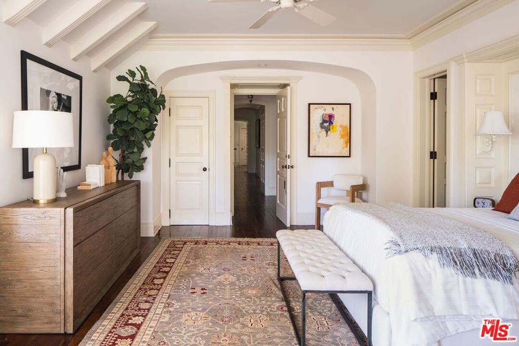 10343 Valley Spring Lane, Toluca Lake, CA 91602 10343 Valley Spring Lane, Toluca Lake, CA 91602