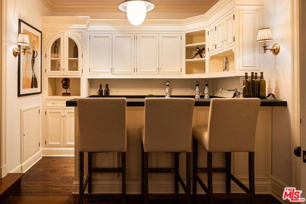 10343 Valley Spring Lane, Toluca Lake, CA 91602 10343 Valley Spring Lane, Toluca Lake, CA 91602