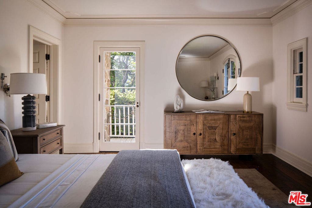 10343 Valley Spring Lane, Toluca Lake, CA 91602 10343 Valley Spring Lane, Toluca Lake, CA 91602