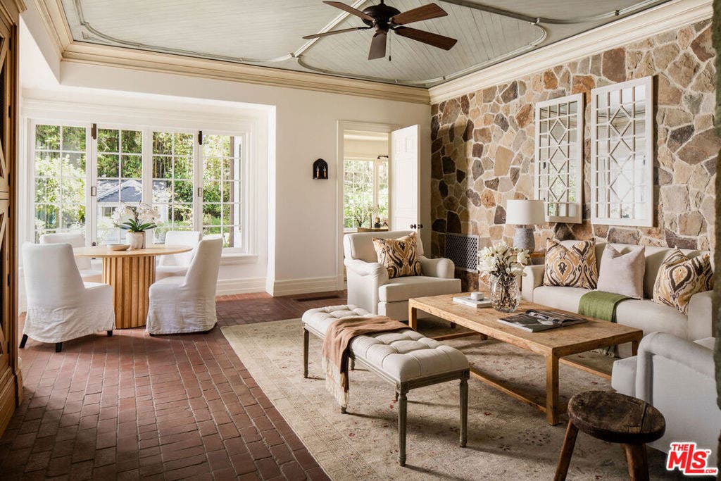 10343 Valley Spring Lane, Toluca Lake, CA 91602 10343 Valley Spring Lane, Toluca Lake, CA 91602