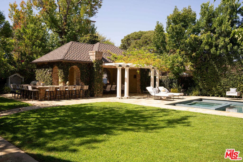 10343 Valley Spring Lane, Toluca Lake, CA 91602 10343 Valley Spring Lane, Toluca Lake, CA 91602