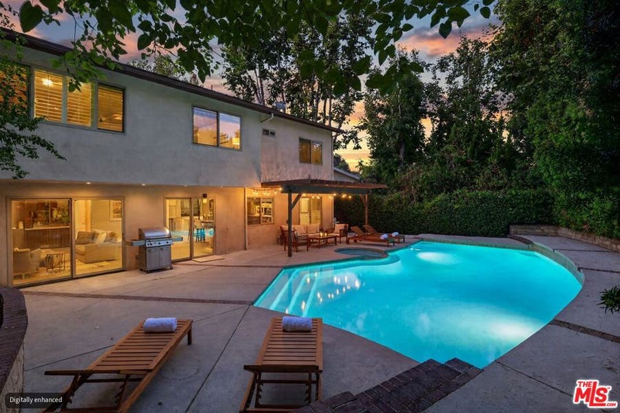 Property photo for 4262 Levitt Lane, Sherman Oaks, CA