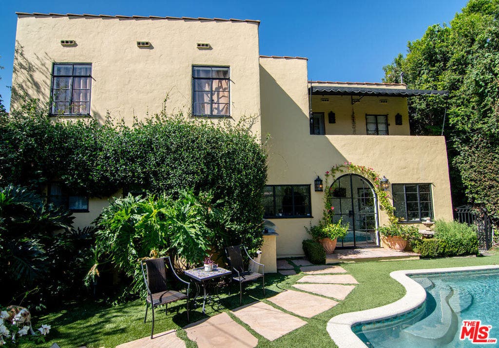 144 S Mansfield Avenue, Los Angeles, CA 90036 144 S Mansfield Avenue, Los Angeles, CA 90036