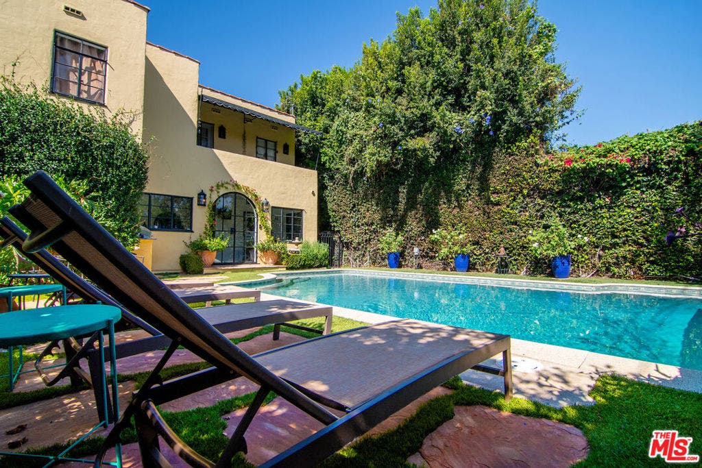 144 S Mansfield Avenue, Los Angeles, CA 90036 144 S Mansfield Avenue, Los Angeles, CA 90036