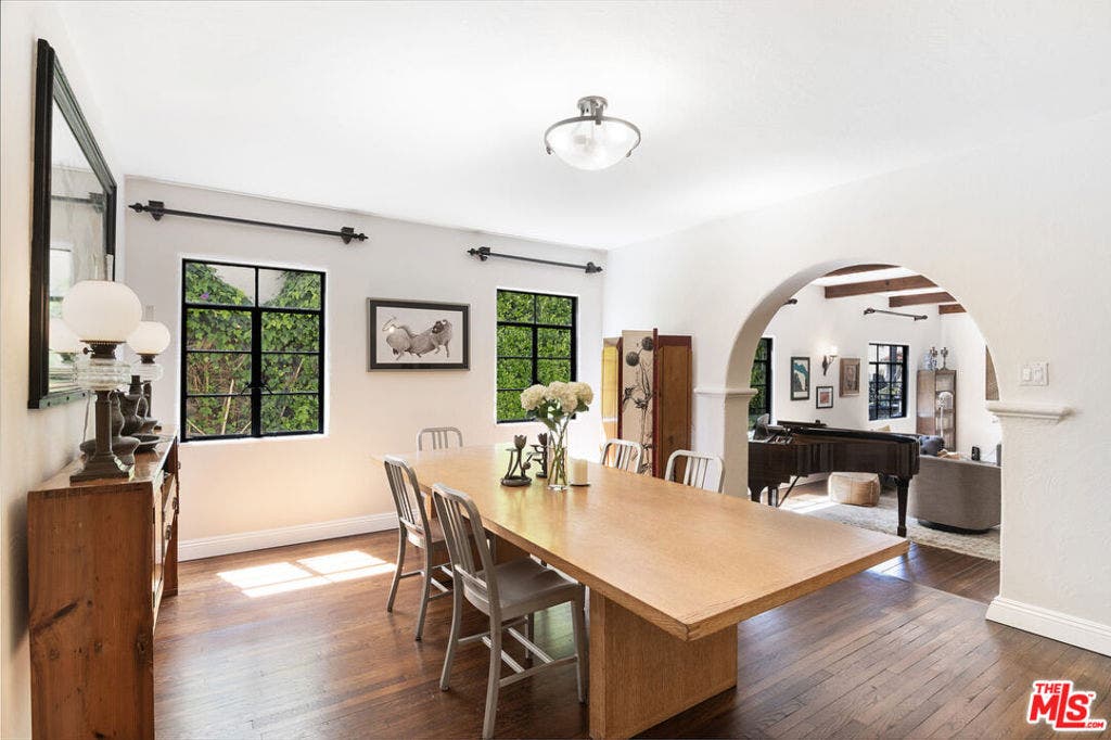 144 S Mansfield Avenue, Los Angeles, CA 90036 144 S Mansfield Avenue, Los Angeles, CA 90036