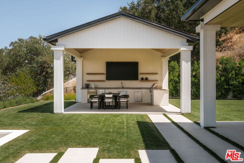 5340 Whitman Road, Hidden Hills, CA 91302 5340 Whitman Road, Hidden Hills, CA 91302