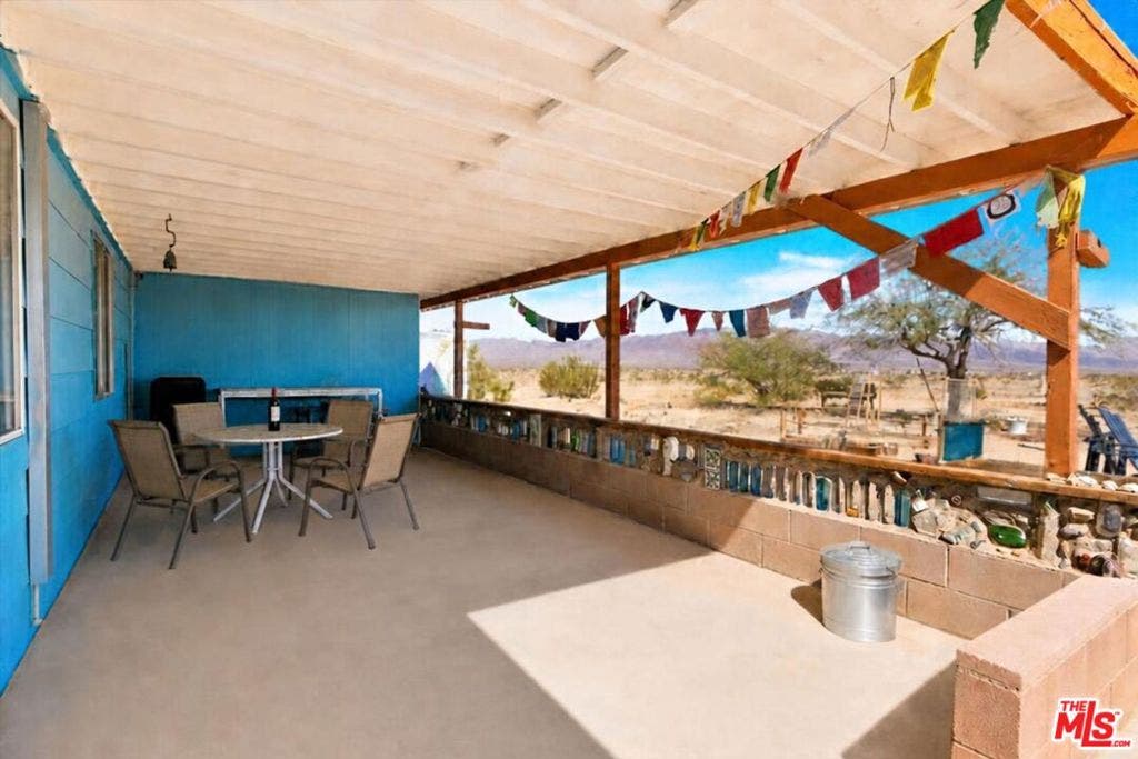 3229 Blower Road, Twentynine Palms, CA 92277 3229 Blower Road, Twentynine Palms, CA 92277