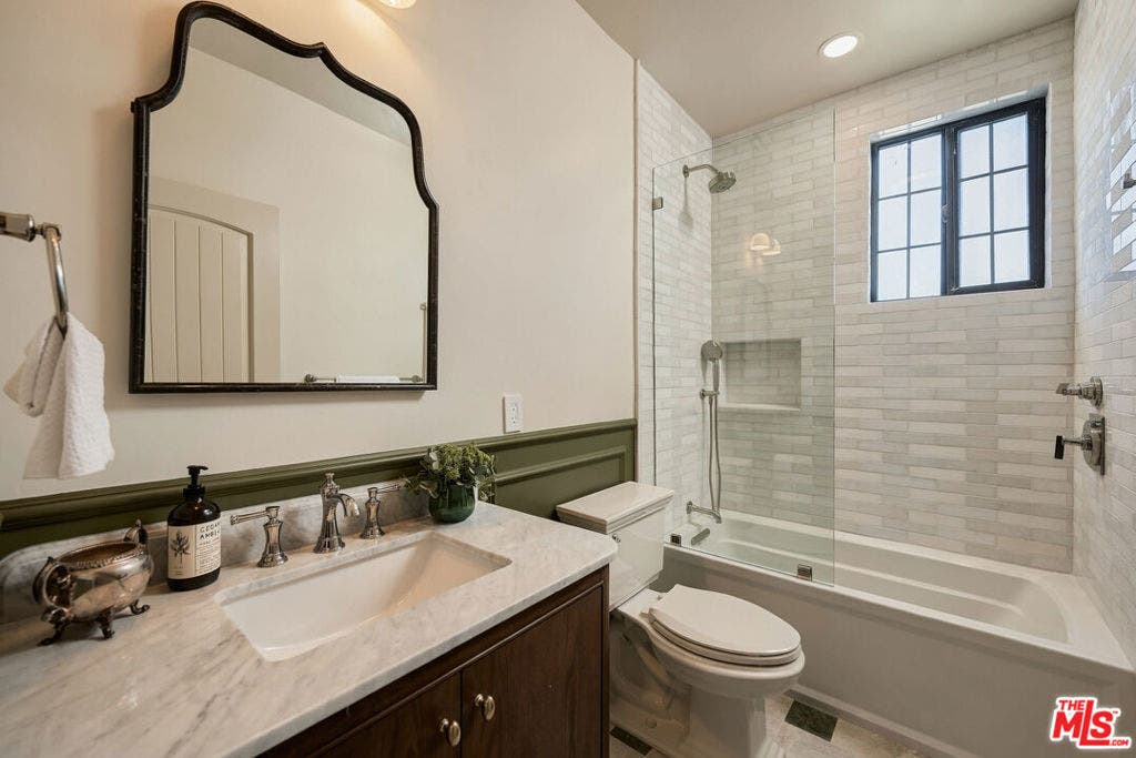 1358 S Ridgeley Drive, Los Angeles, CA 90019 1358 S Ridgeley Drive, Los Angeles, CA 90019
