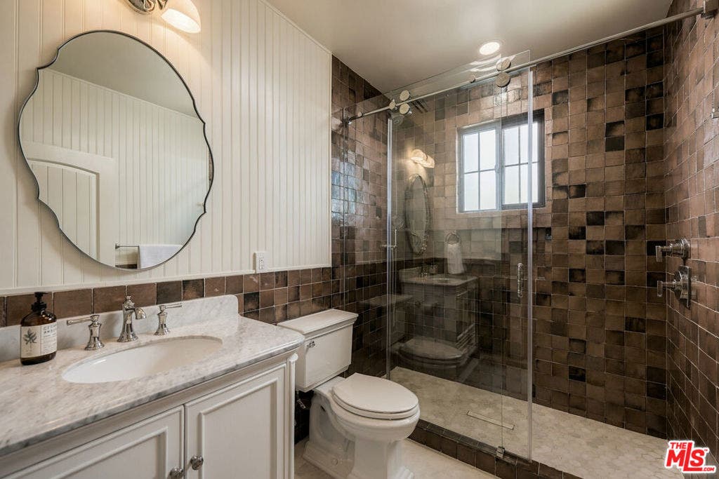 1358 S Ridgeley Drive, Los Angeles, CA 90019 1358 S Ridgeley Drive, Los Angeles, CA 90019