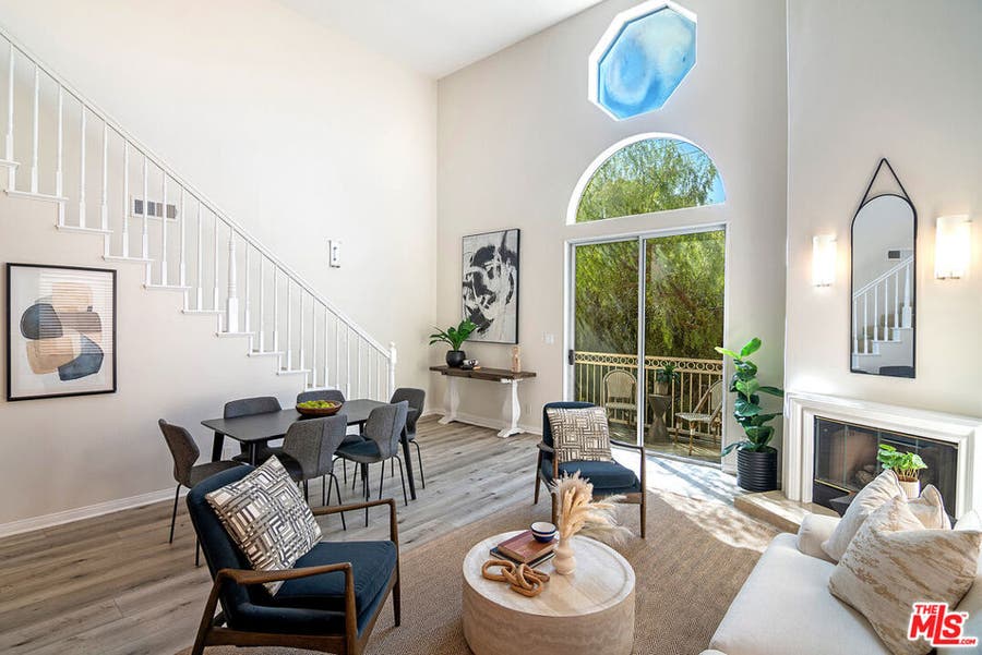 Property photo for 1211 S Shenandoah Street, #304, Los Angeles, CA