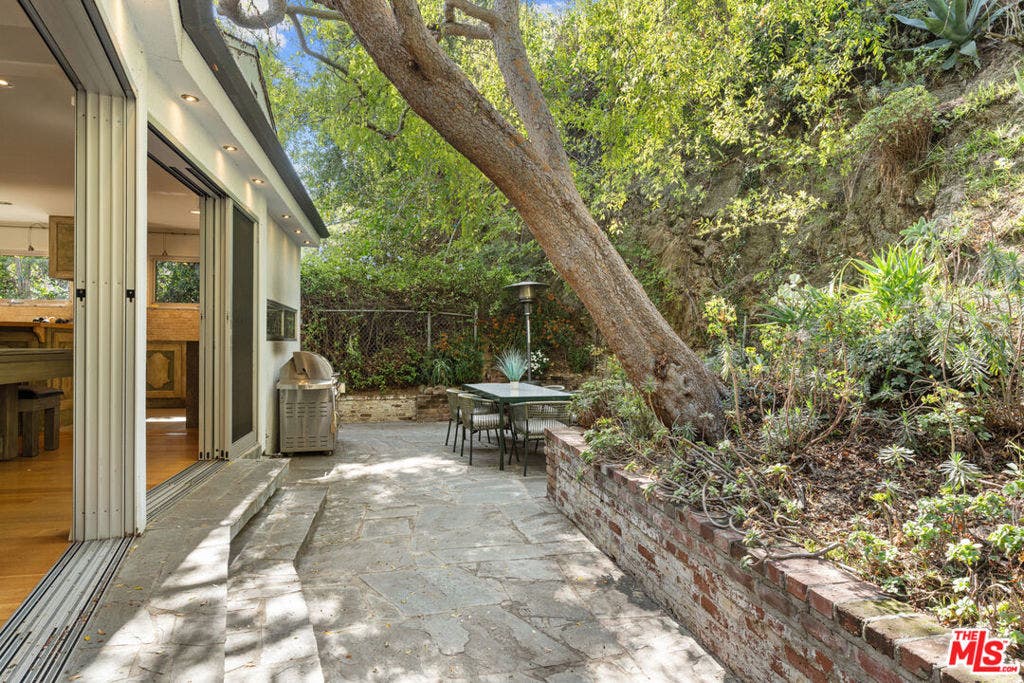 1853 Nichols Canyon Road, Los Angeles, CA 90046 1853 Nichols Canyon Road, Los Angeles, CA 90046