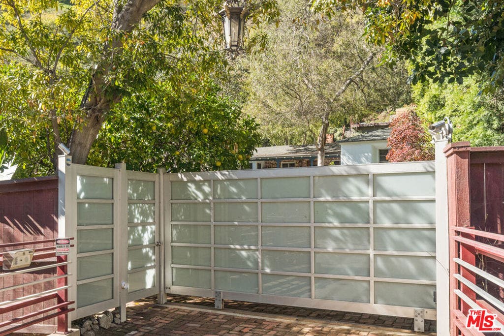 1853 Nichols Canyon Road, Los Angeles, CA 90046 1853 Nichols Canyon Road, Los Angeles, CA 90046