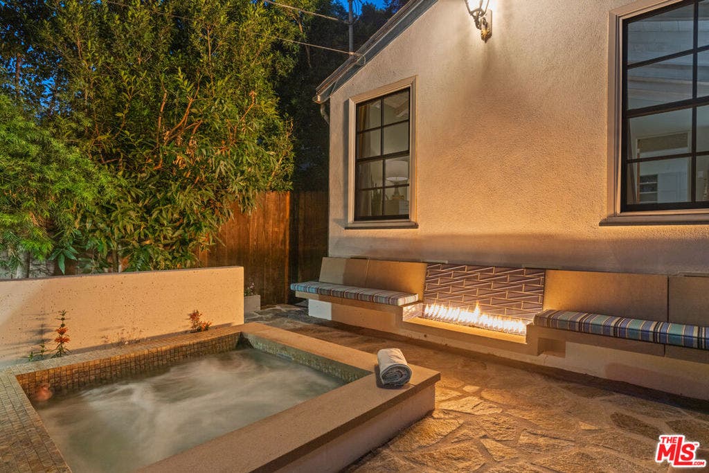 1853 Nichols Canyon Road, Los Angeles, CA 90046 1853 Nichols Canyon Road, Los Angeles, CA 90046