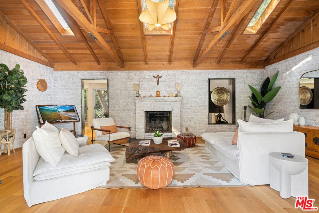 1853 Nichols Canyon Road, Los Angeles, CA 90046 1853 Nichols Canyon Road, Los Angeles, CA 90046