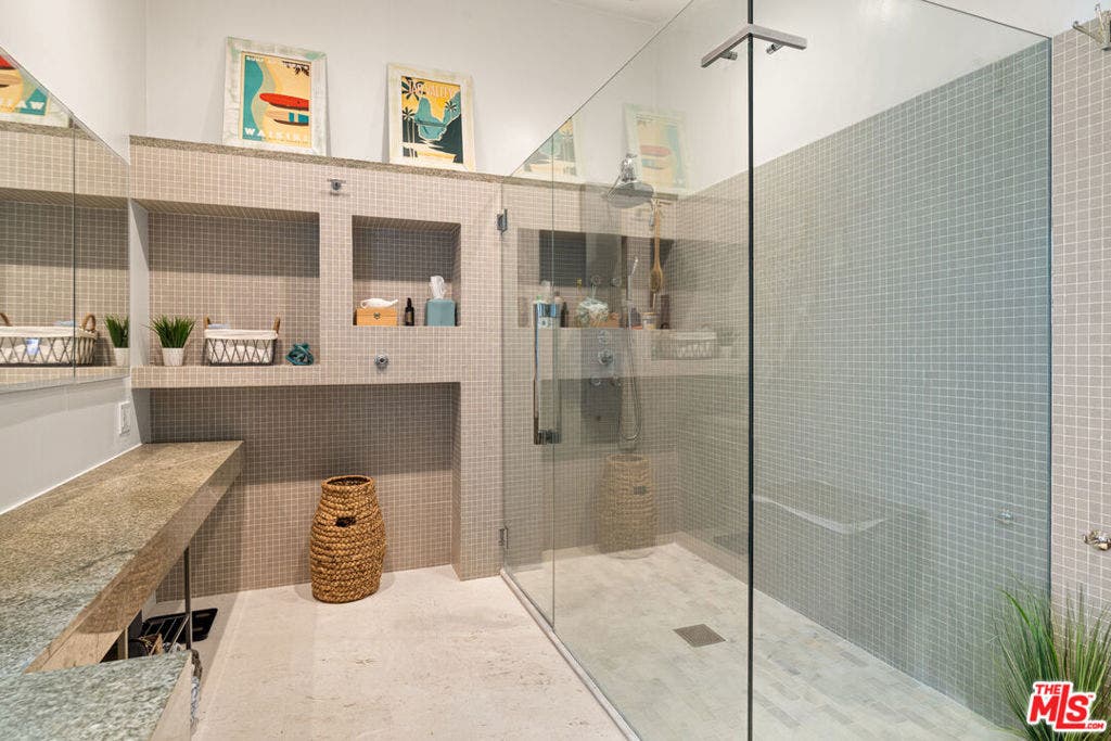1853 Nichols Canyon Road, Los Angeles, CA 90046 1853 Nichols Canyon Road, Los Angeles, CA 90046