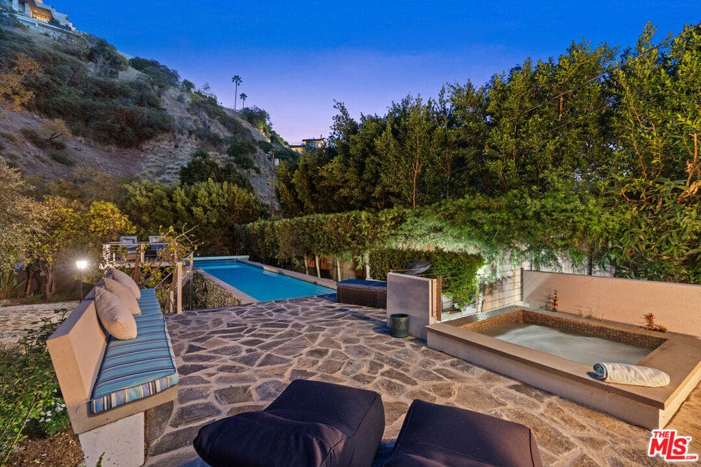 1853 Nichols Canyon Road, Los Angeles, CA 90046 1853 Nichols Canyon Road, Los Angeles, CA 90046