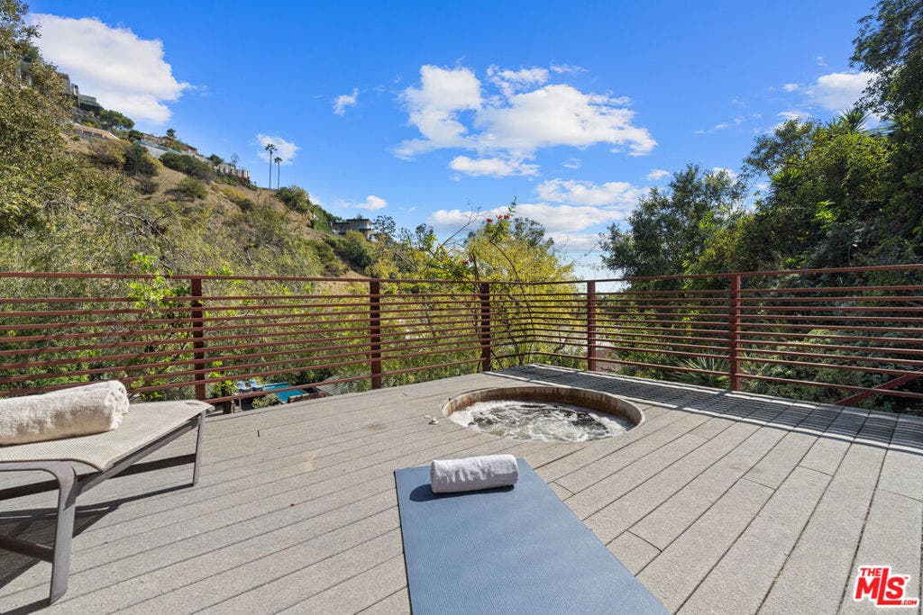 1853 Nichols Canyon Road, Los Angeles, CA 90046 1853 Nichols Canyon Road, Los Angeles, CA 90046