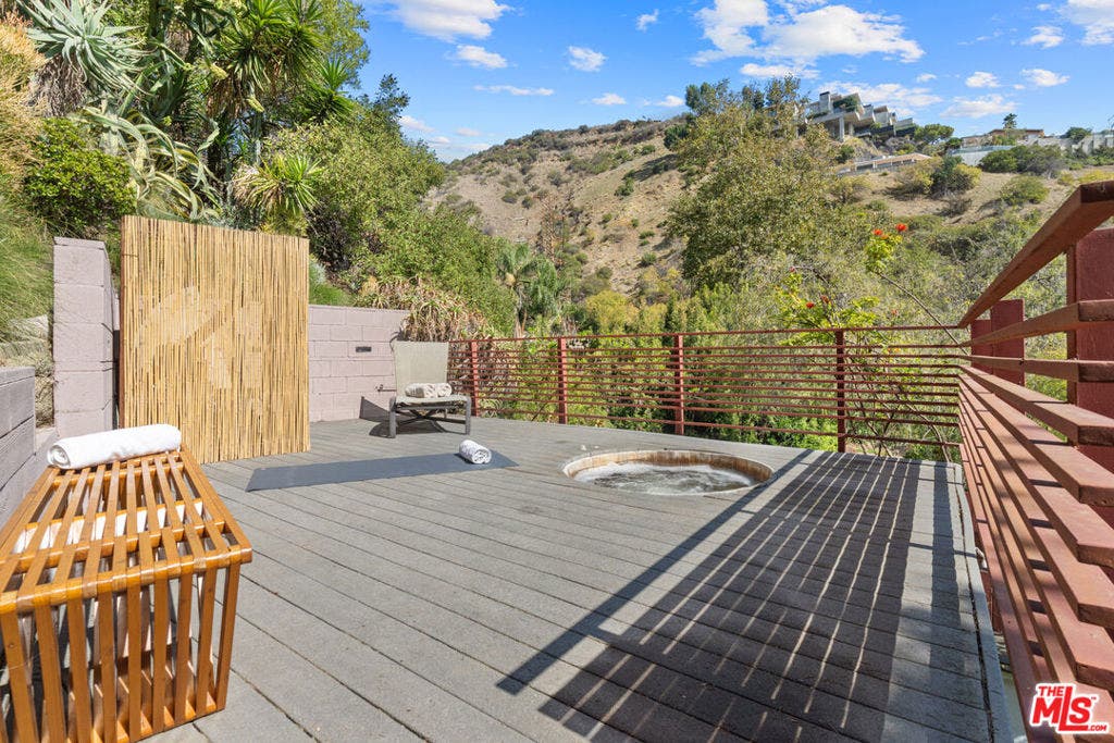 1853 Nichols Canyon Road, Los Angeles, CA 90046 1853 Nichols Canyon Road, Los Angeles, CA 90046