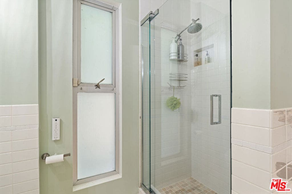 1853 Nichols Canyon Road, Los Angeles, CA 90046 1853 Nichols Canyon Road, Los Angeles, CA 90046