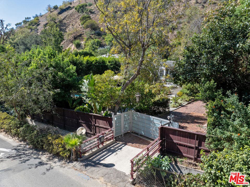 1853 Nichols Canyon Road, Los Angeles, CA 90046 1853 Nichols Canyon Road, Los Angeles, CA 90046