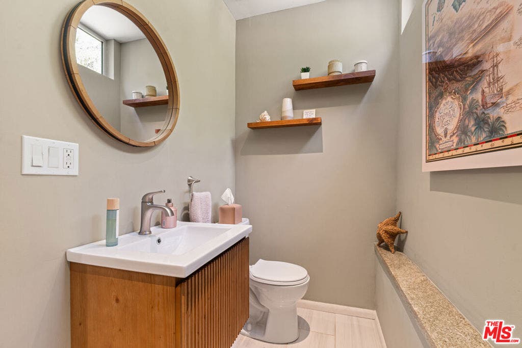 1853 Nichols Canyon Road, Los Angeles, CA 90046 1853 Nichols Canyon Road, Los Angeles, CA 90046