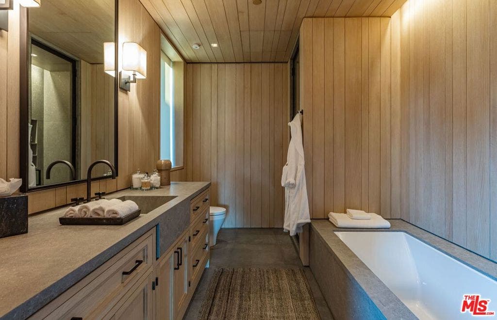 7661 Curson Terrace, Los Angeles, CA 90046 7661 Curson Terrace, Los Angeles, CA 90046