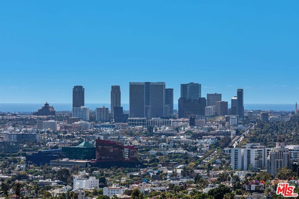 7661 Curson Terrace, Los Angeles, CA 90046 7661 Curson Terrace, Los Angeles, CA 90046