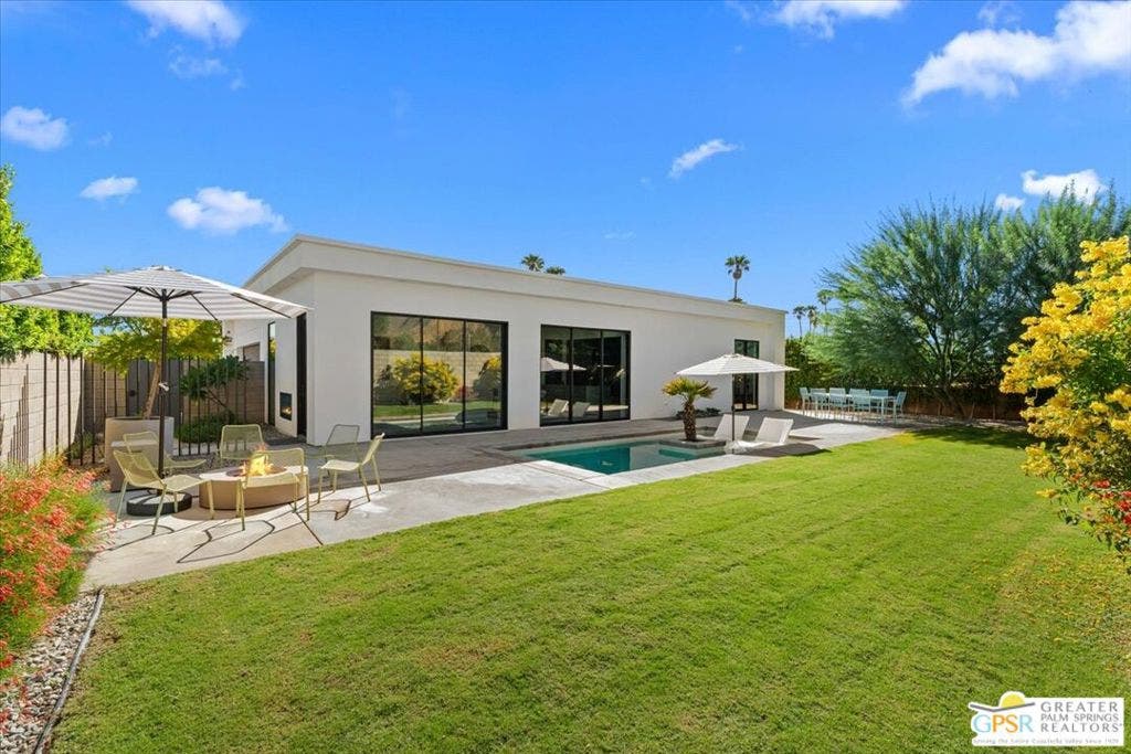 125 W San Marco Way, Palm Springs, CA 92262 125 W San Marco Way, Palm Springs, CA 92262