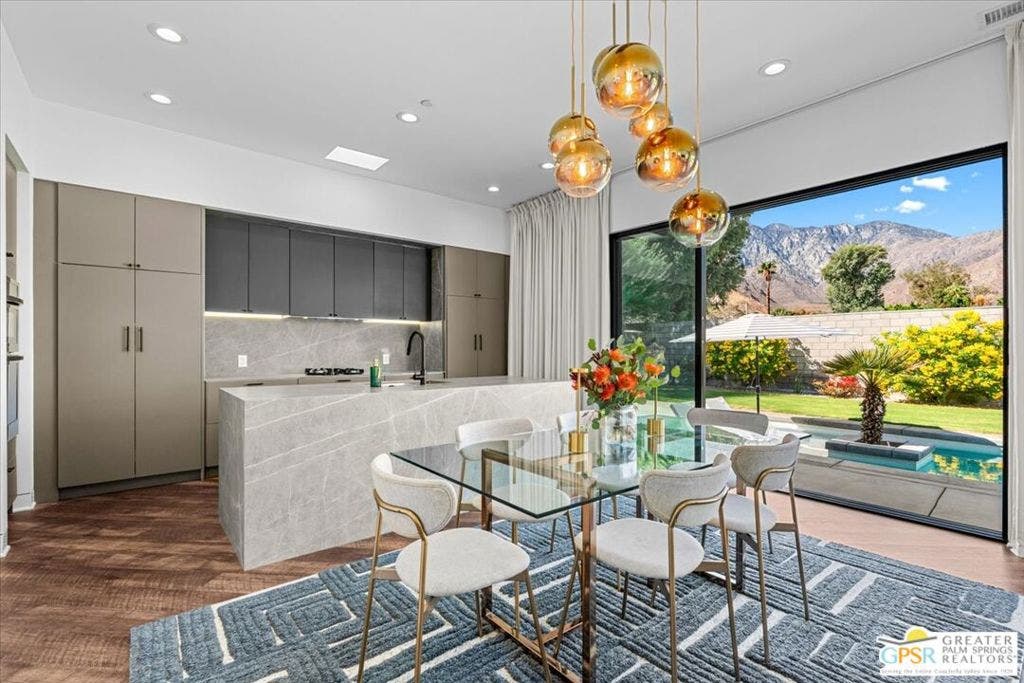 125 W San Marco Way, Palm Springs, CA 92262 125 W San Marco Way, Palm Springs, CA 92262