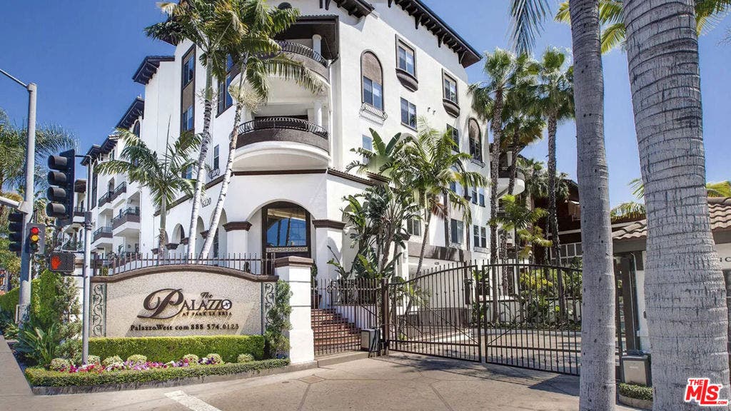 6240 W 3rd Street, #1-206, Los Angeles, CA 90036 6240 W 3rd Street, #1-206, Los Angeles, CA 90036