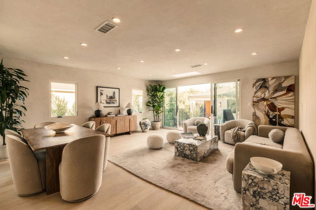 1204 Marine Street, Santa Monica, CA 90405 1204 Marine Street, Santa Monica, CA 90405