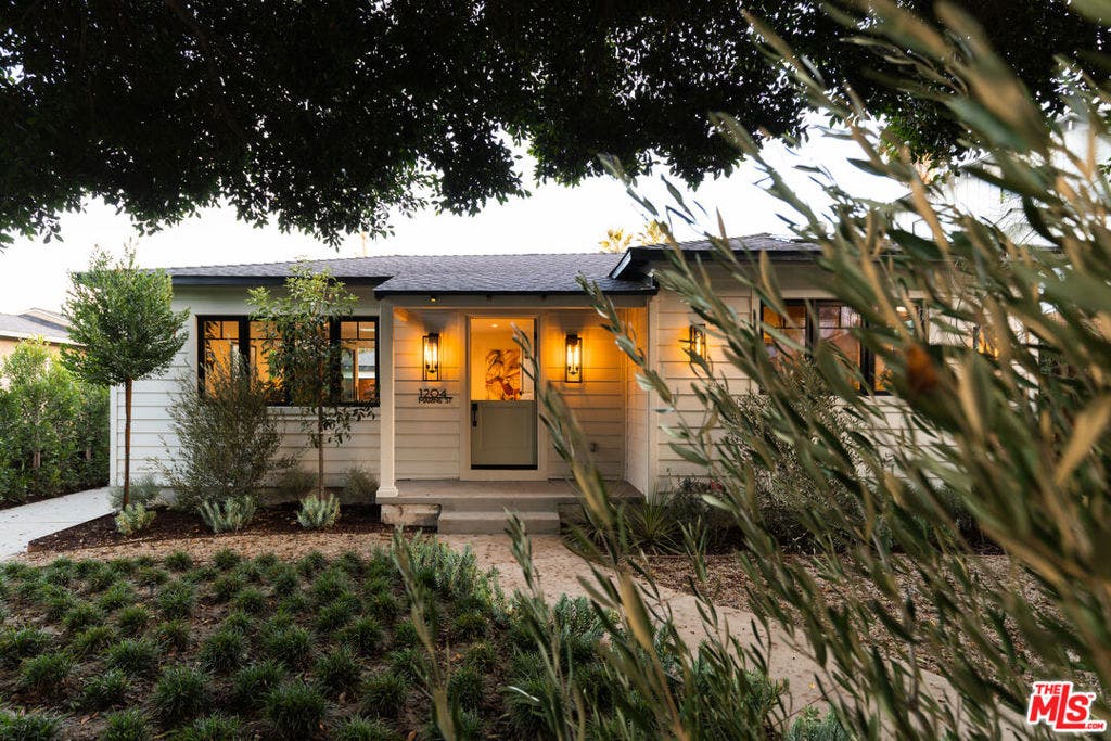 1204 Marine Street, Santa Monica, CA 90405 1204 Marine Street, Santa Monica, CA 90405