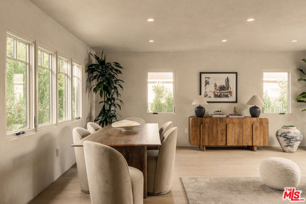 1204 Marine Street, Santa Monica, CA 90405 1204 Marine Street, Santa Monica, CA 90405