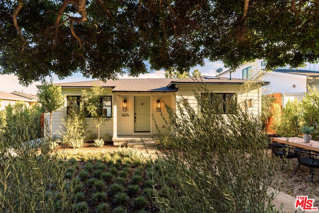 1204 Marine Street, Santa Monica, CA 90405 1204 Marine Street, Santa Monica, CA 90405