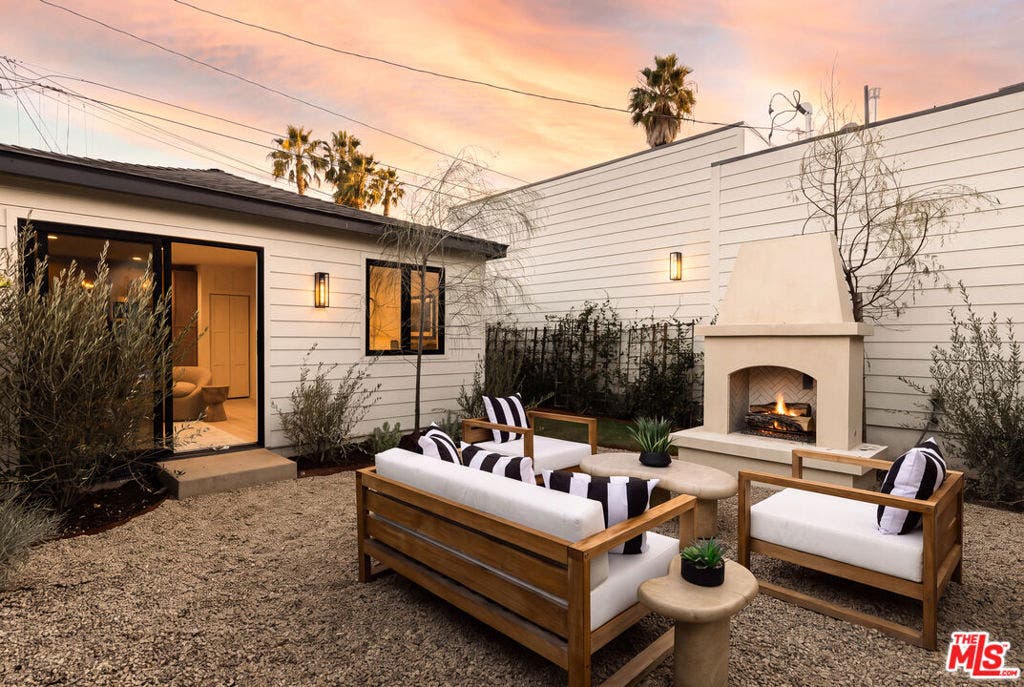 1204 Marine Street, Santa Monica, CA 90405 1204 Marine Street, Santa Monica, CA 90405
