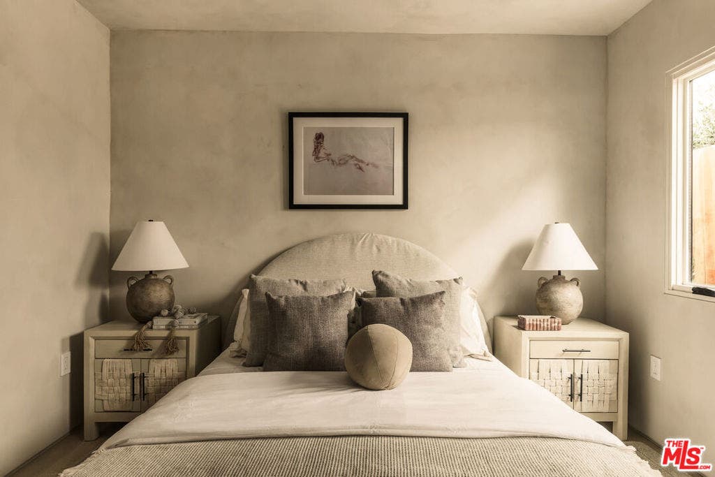 1204 Marine Street, Santa Monica, CA 90405 1204 Marine Street, Santa Monica, CA 90405