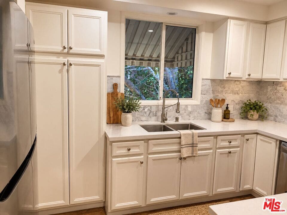 450 S Rexford Drive, #4, Beverly Hills, CA 90212