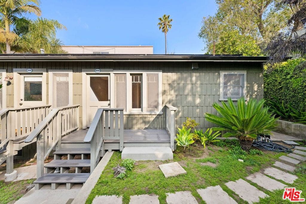 2609 3rd Street, Santa Monica, CA 90405 2609 3rd Street, Santa Monica, CA 90405