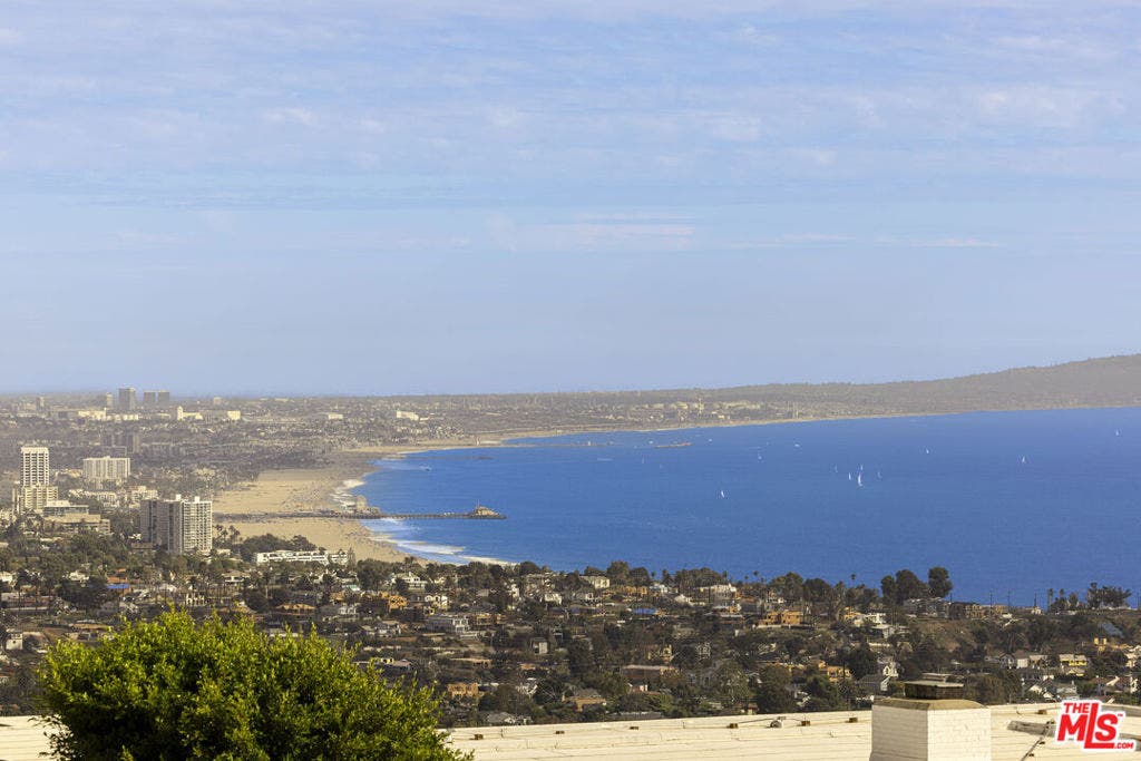1183 Lachman Lane, Pacific Palisades, CA 90272 1183 Lachman Lane, Pacific Palisades, CA 90272