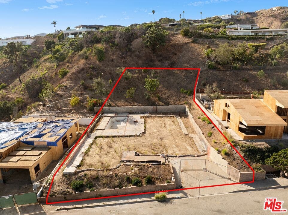 1183 Lachman Lane, Pacific Palisades, CA 90272 1183 Lachman Lane, Pacific Palisades, CA 90272