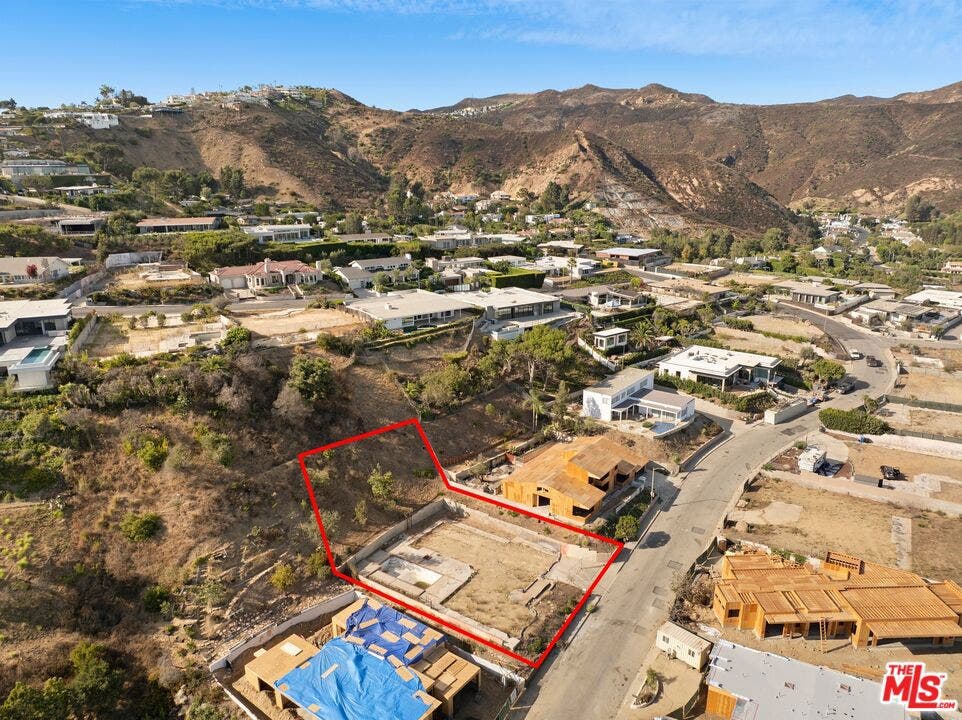 1183 Lachman Lane, Pacific Palisades, CA 90272 1183 Lachman Lane, Pacific Palisades, CA 90272