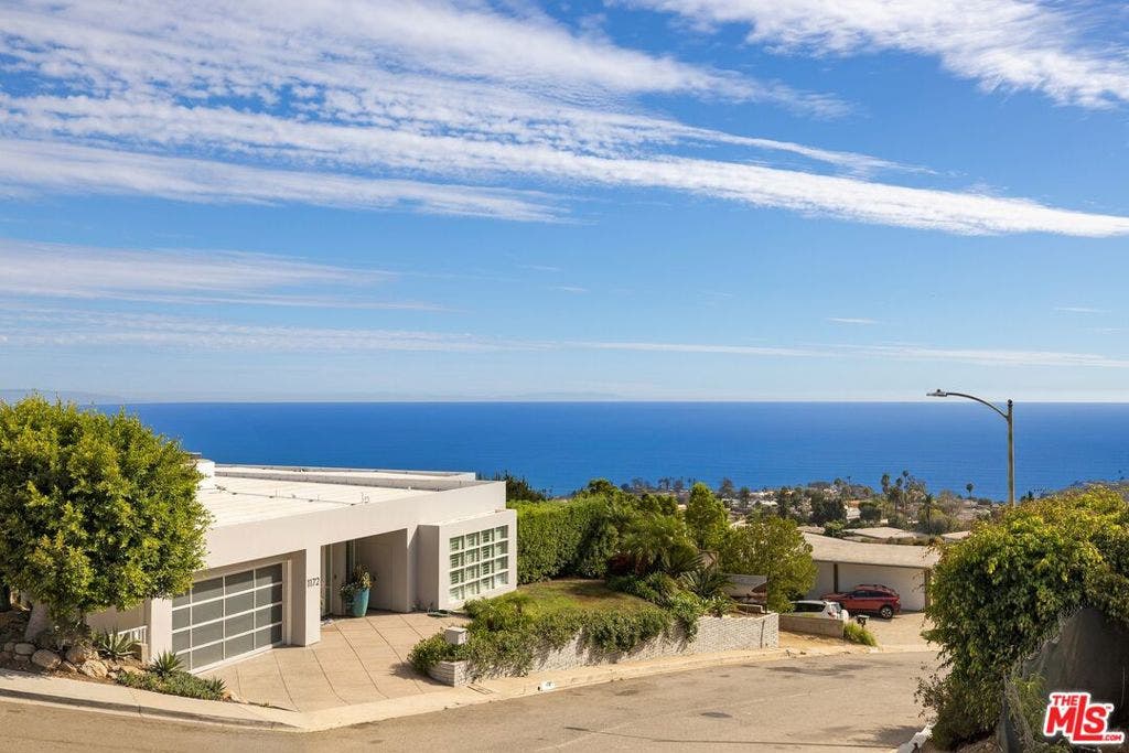 1183 Lachman Lane, Pacific Palisades, CA 90272 1183 Lachman Lane, Pacific Palisades, CA 90272