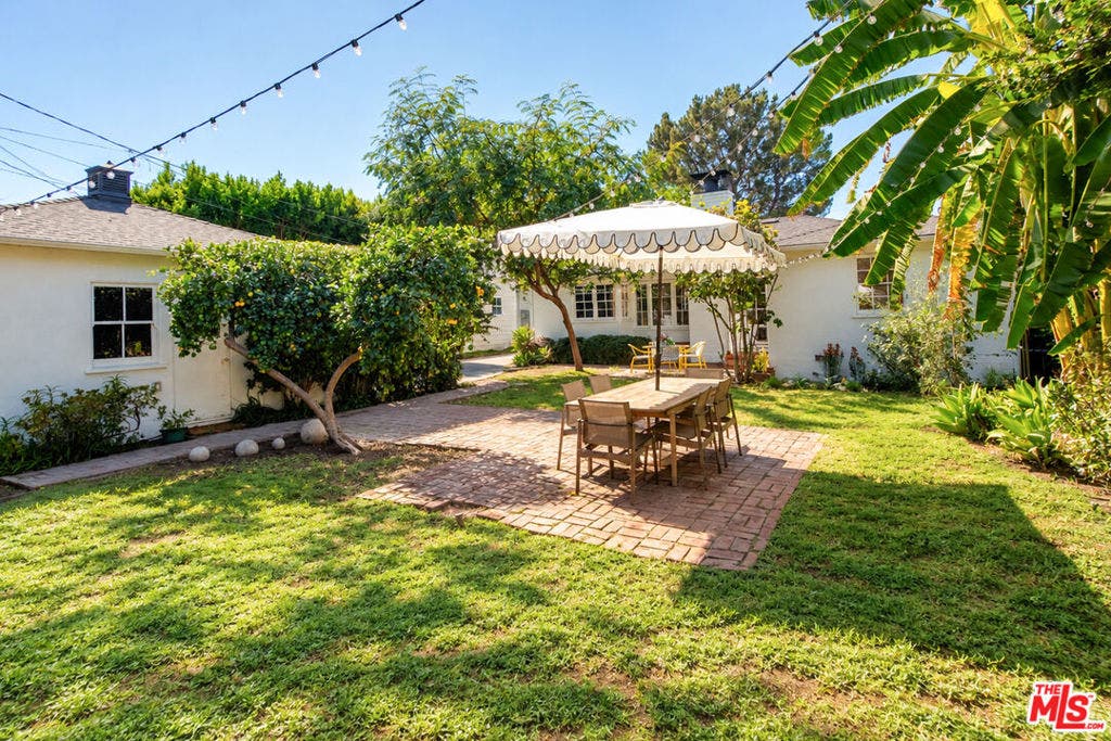 5426 Radford Avenue, Valley Village, CA 91607 5426 Radford Avenue, Valley Village, CA 91607
