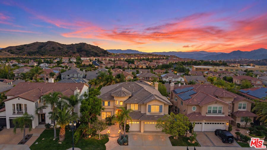 Property photo for 20362 Via Galileo, Porter Ranch, CA
