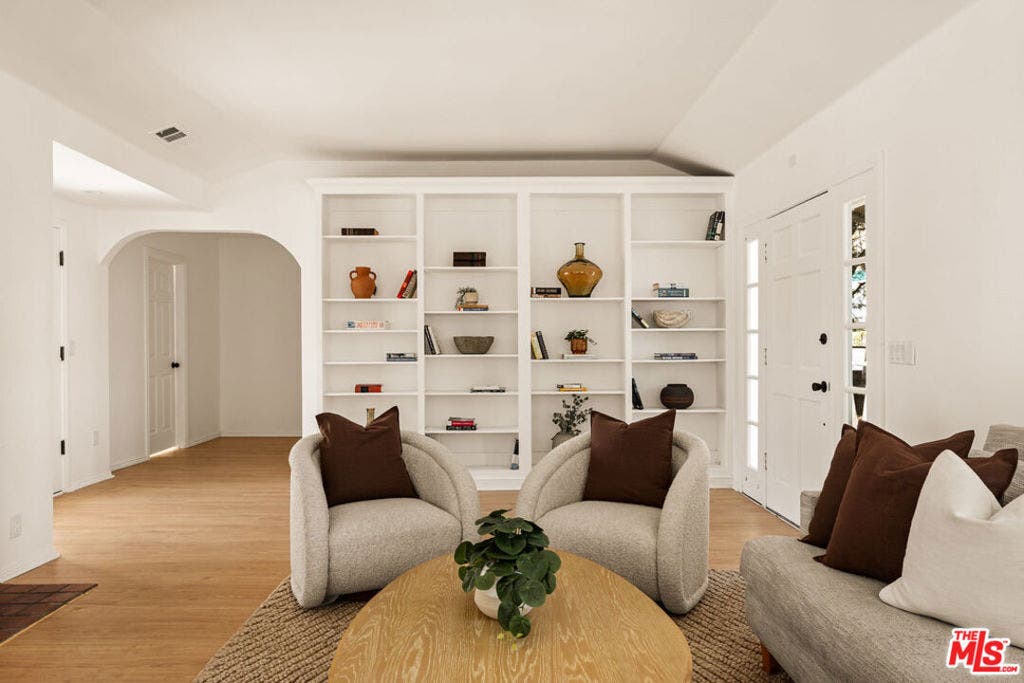 803 N Alfred Street, West Hollywood, CA 90069