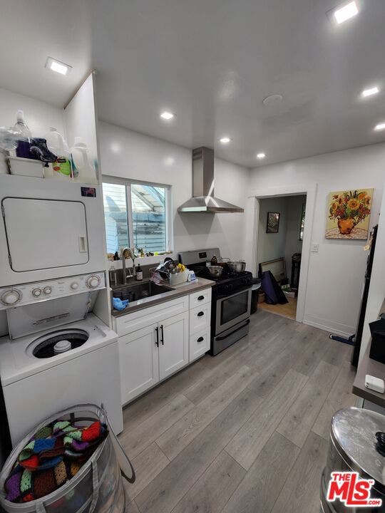 1118 Sanborn Avenue, Los Angeles, CA 90029 1118 Sanborn Avenue, Los Angeles, CA 90029