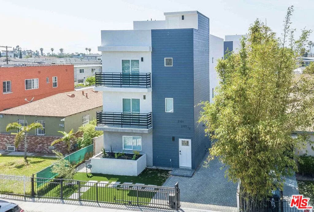 2101 S Burnside Avenue, Los Angeles, CA 90016 2101 S Burnside Avenue, Los Angeles, CA 90016